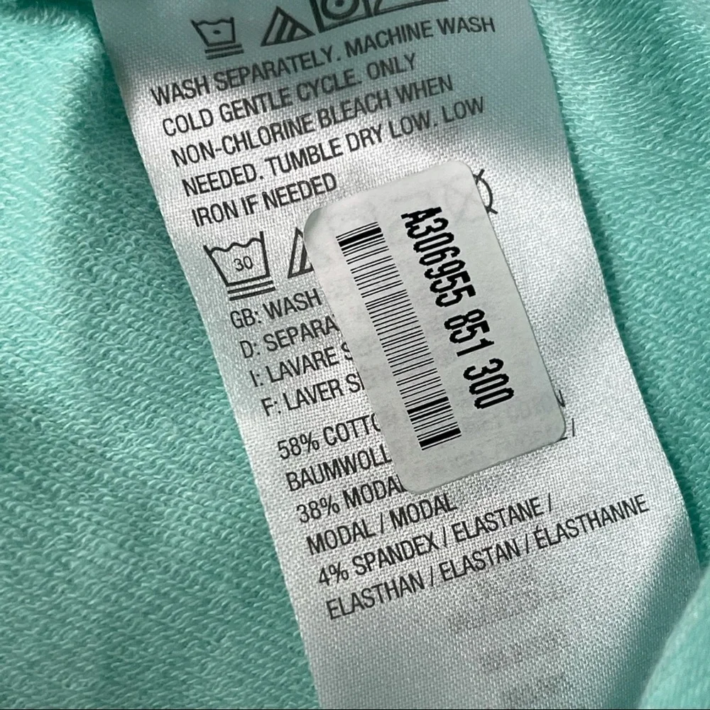 5/$20 ANYBODY Loungewear Cozy Knit Lt‎ French Terry Short
